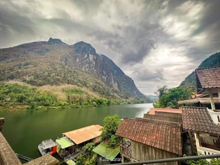 Cam U View Bungalow Hotel Nong Khiaw Exterior photo