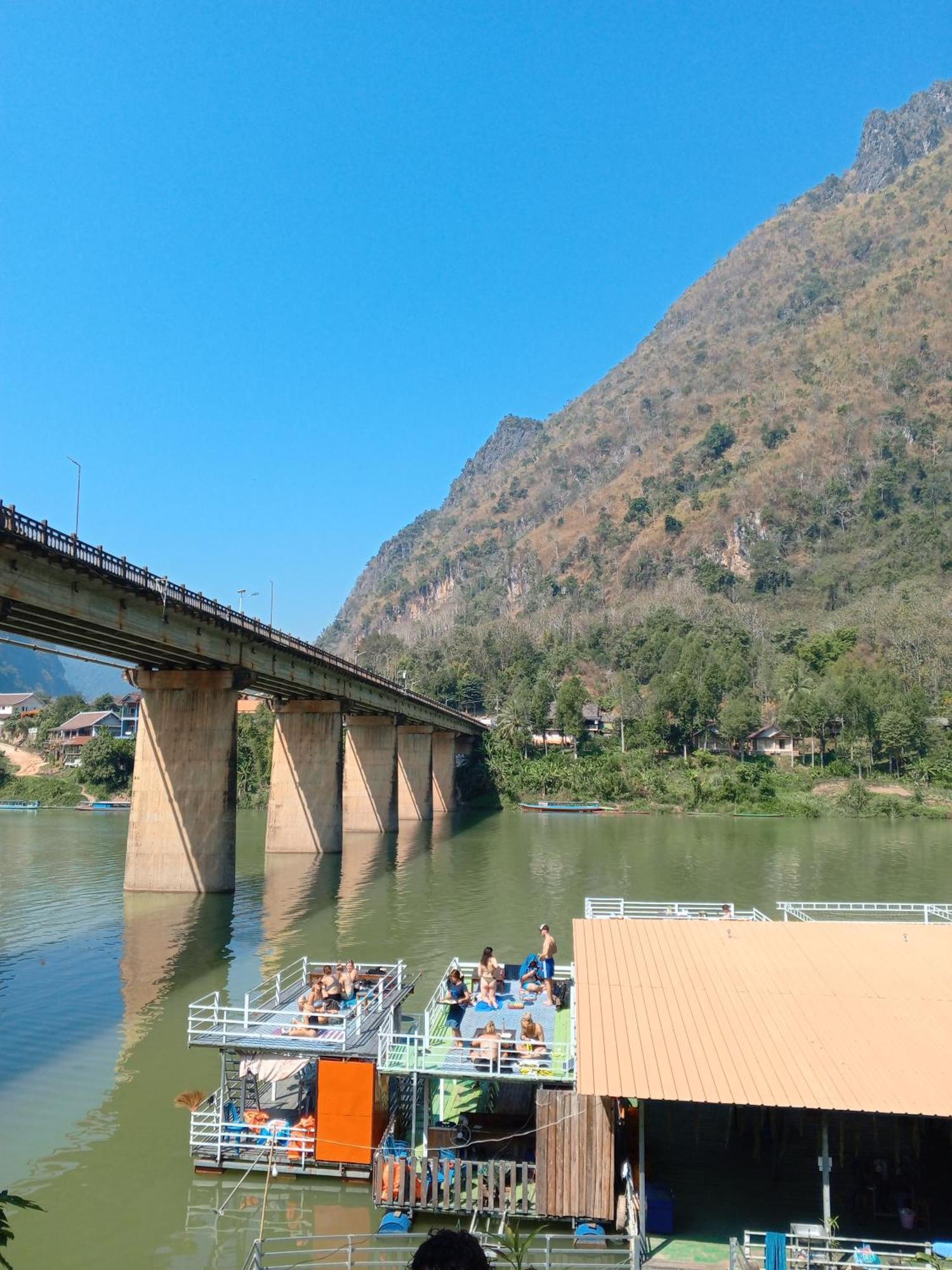 Cam U View Bungalow Hotel Nong Khiaw Exterior photo