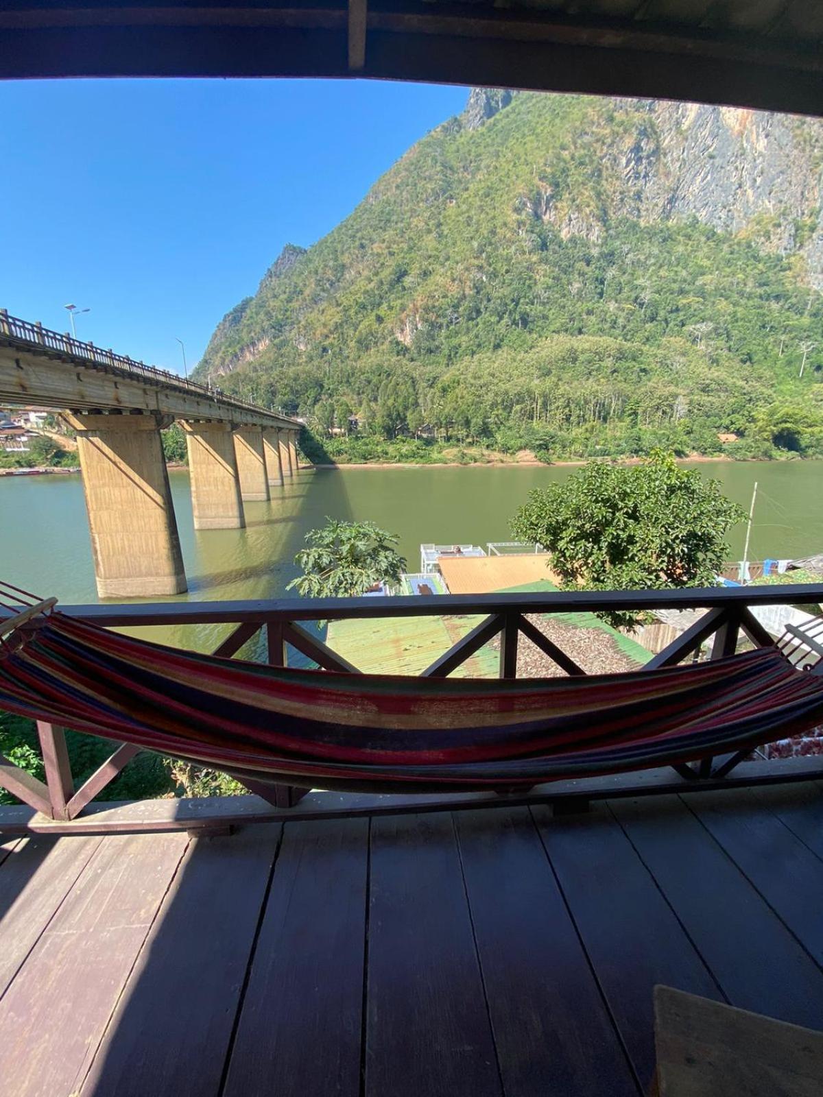 Cam U View Bungalow Hotel Nong Khiaw Exterior photo