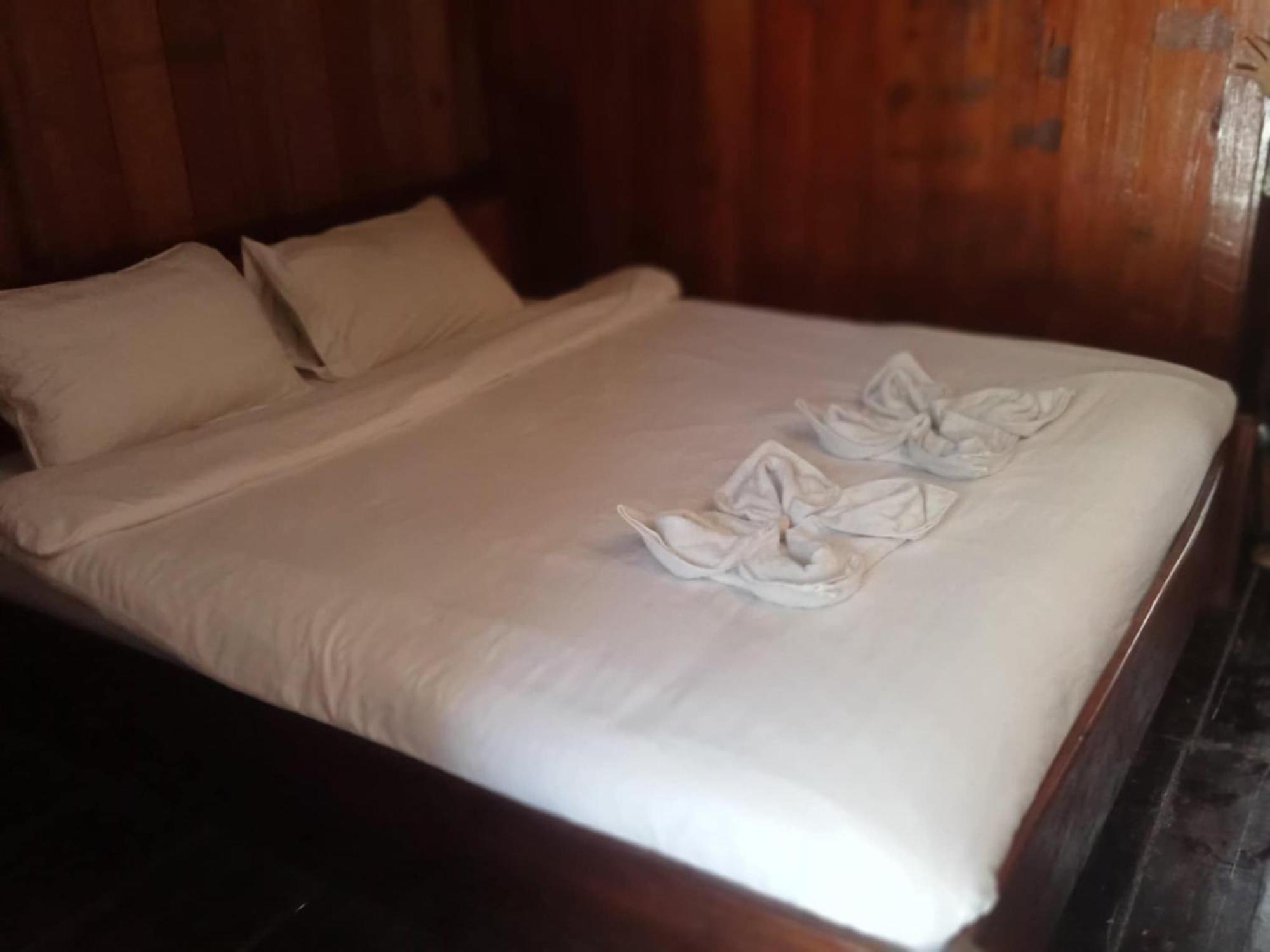 Cam U View Bungalow Hotel Nong Khiaw Room photo