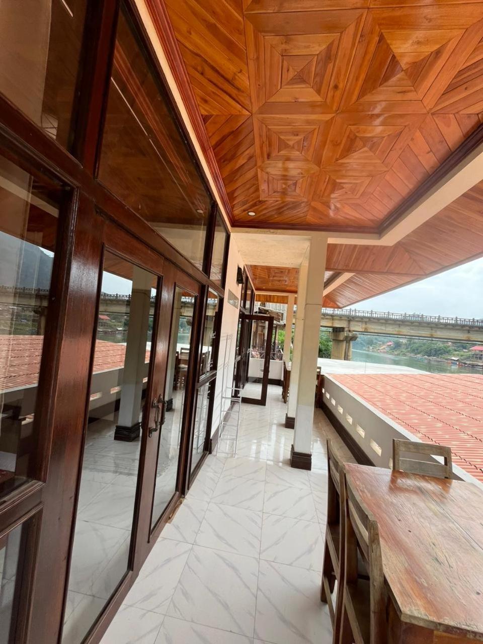 Cam U View Bungalow Hotel Nong Khiaw Exterior photo
