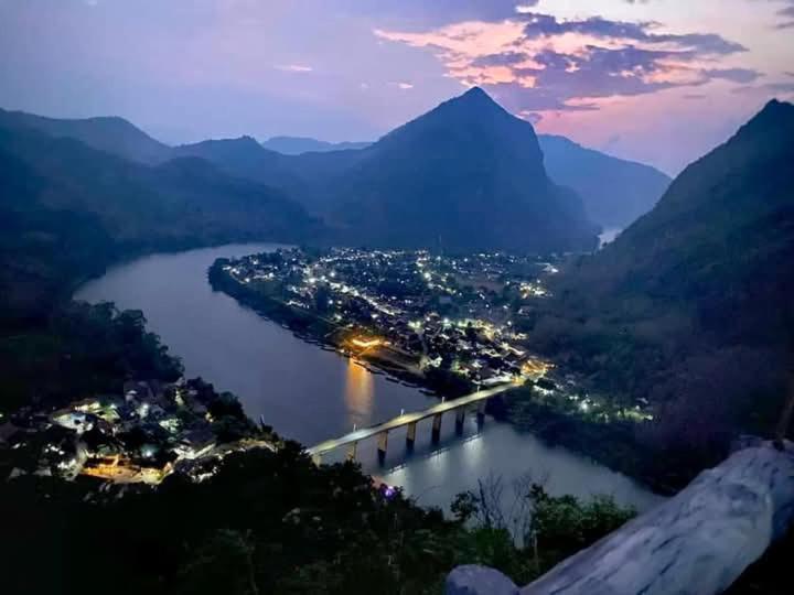 Cam U View Bungalow Hotel Nong Khiaw Exterior photo